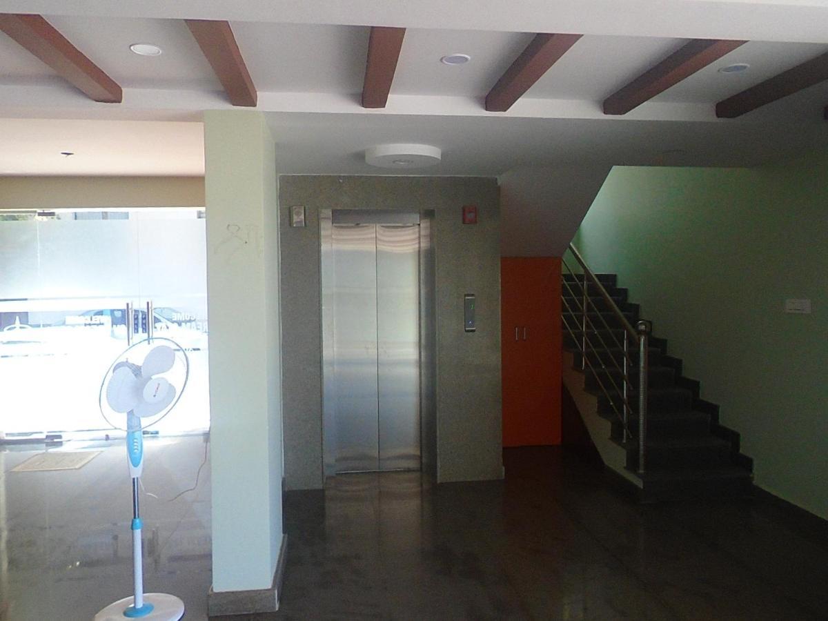Sv Dreamstay Near Kempegowda International Airport Yelahanka Bagian luar foto